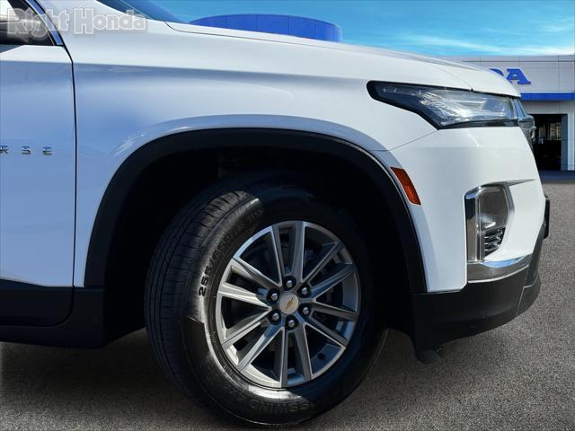 2023 chevrolet traverse lt cloth