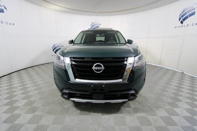 2024 nissan pathfinder sl