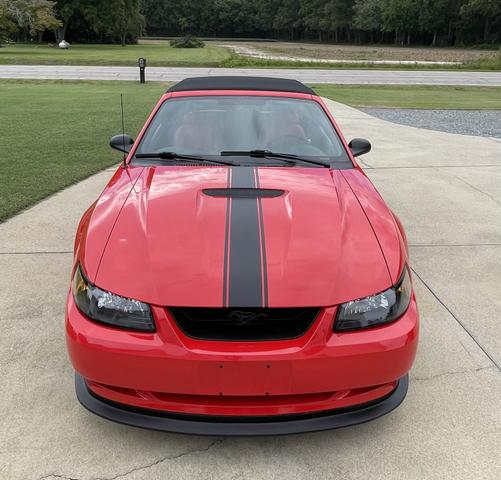 2000 ford mustang gt