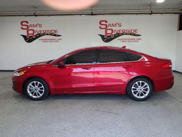 2020 ford fusion se