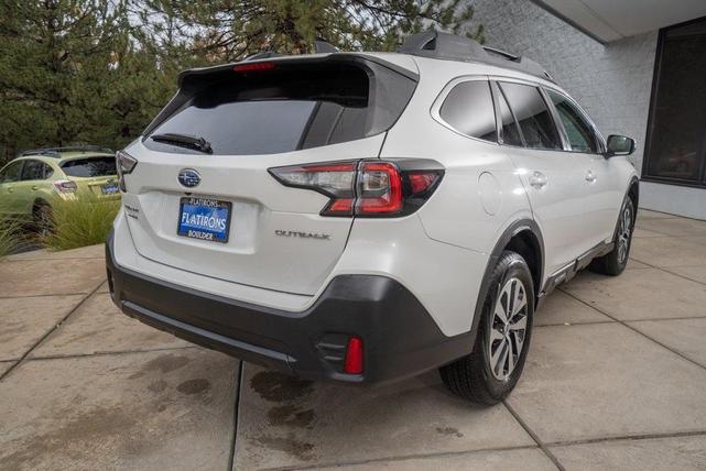 2022 subaru outback premium