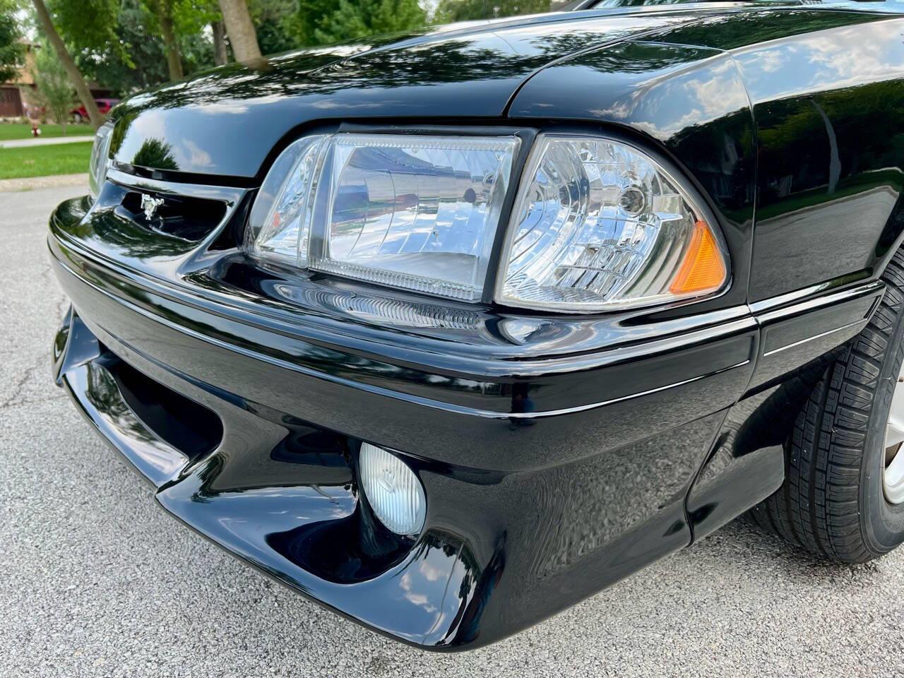 1990 ford mustang