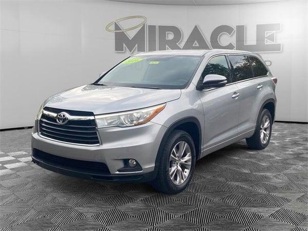 2016 toyota highlander in bellbrook, ohio