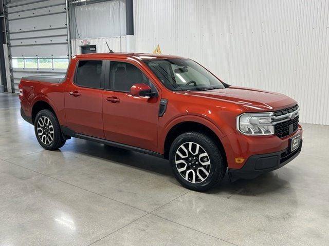 2023 ford maverick lariat in wichita, kansas