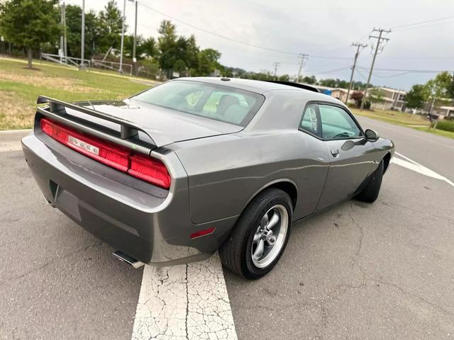 2011 dodge challenger r/t