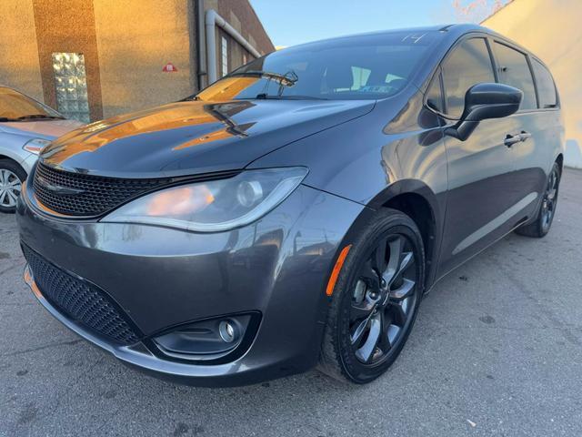 2019 chrysler pacifica touring plus