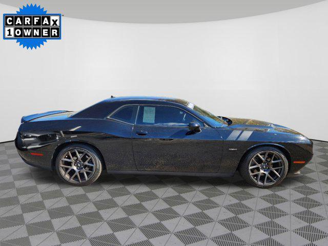 2017 dodge challenger r/t