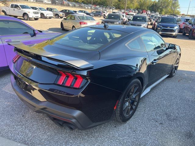 2024 ford mustang dark horse fastback