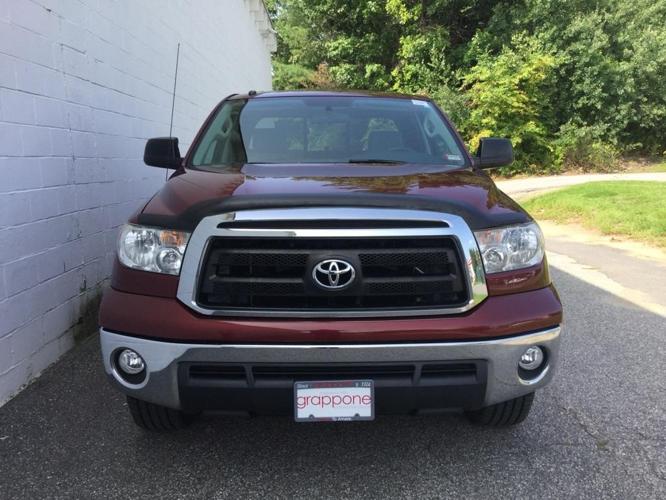 2010 toyota tundra grade 4x4 grade 4dr double cab pickup sb (5.7l v8 for sale in bow, new hampshire
