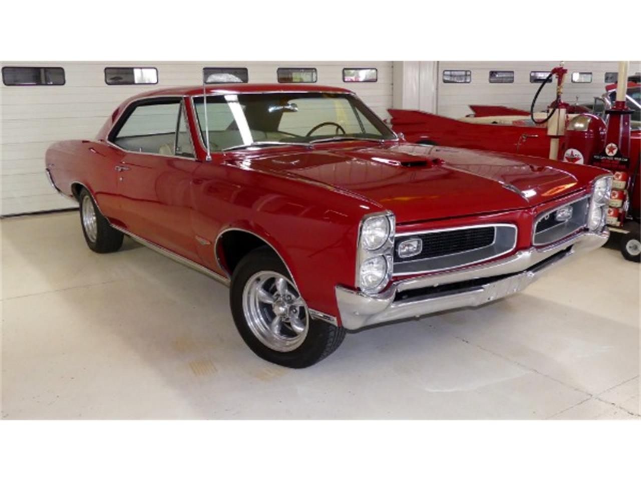 1966 pontiac gto