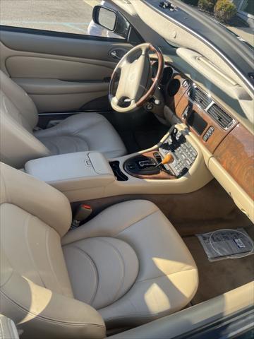 2001 jaguar xkr base