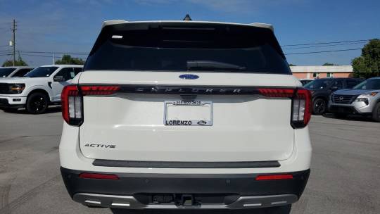 2025 Ford Explorer