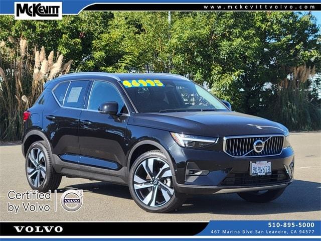 2024 volvo xc40 b5 plus bright theme