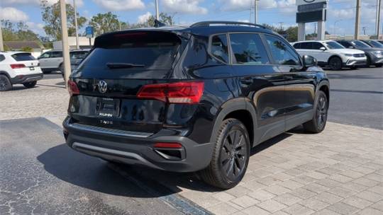 2024 Volkswagen Taos