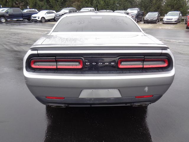 2017 dodge challenger r/t