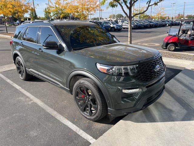 2022 ford explorer st