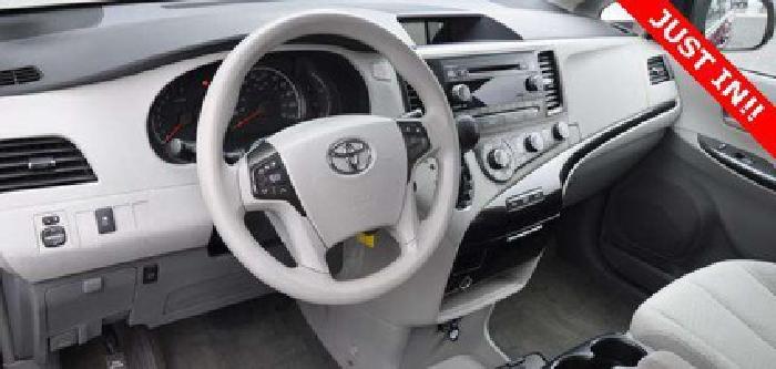 2012 toyota sienna le in harrisonburg, va