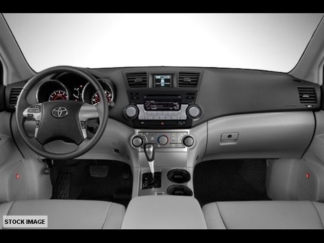2011 toyota highlander se awd se 4dr suv for sale in augusta, maine