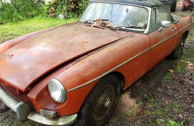 barn find 1967 mgb restoration project car with knock off wheels