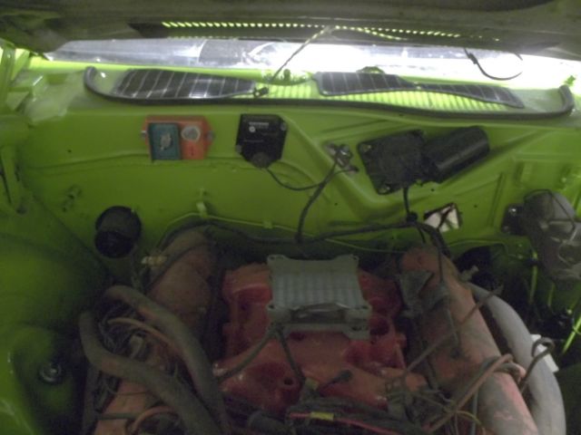 1970 dodge challenger r/t. original sublime green