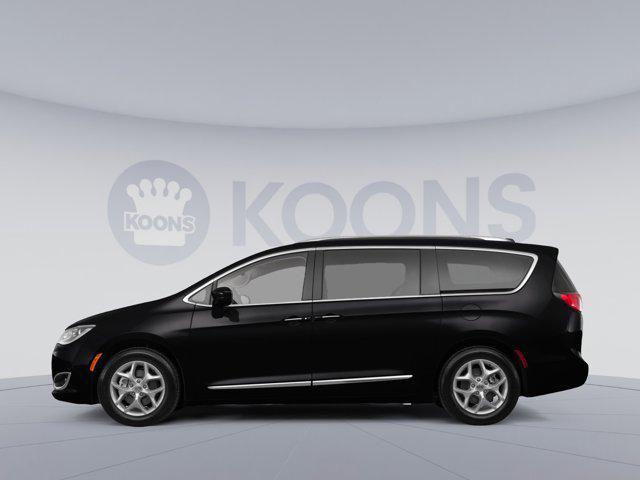 2017 chrysler pacifica touring-l