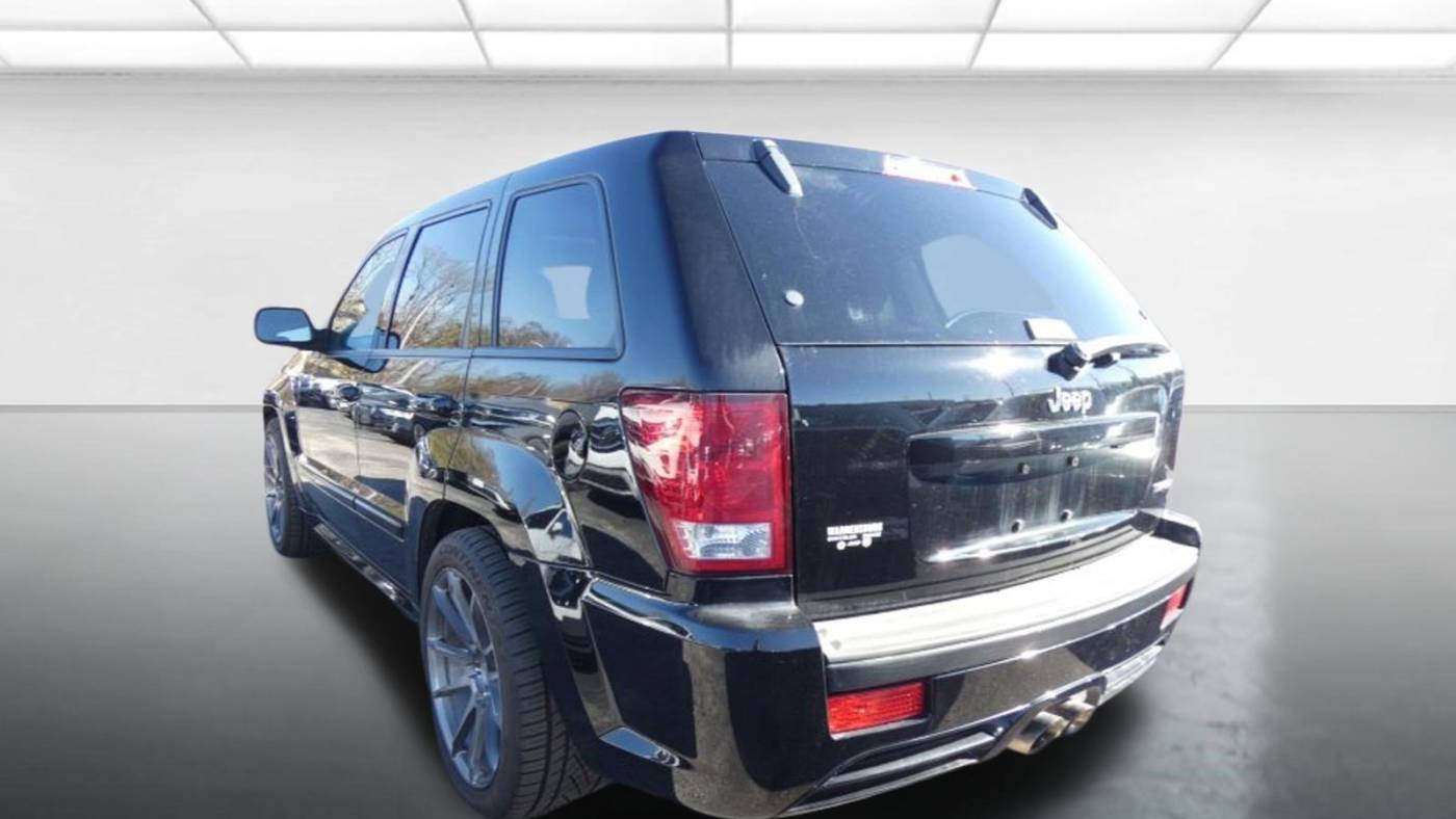 2007 jeep grand cherokee srt8