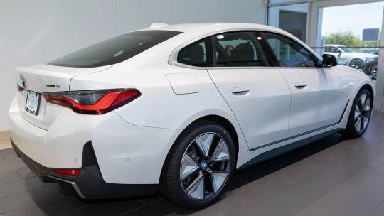 2024 BMW i4