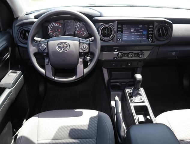2022 toyota tacoma sr