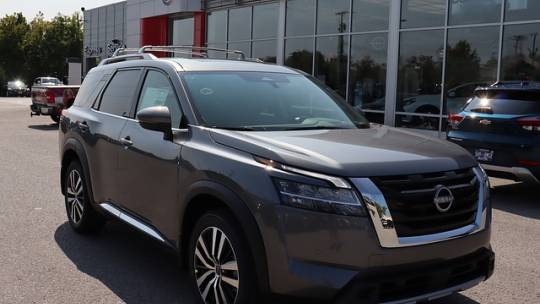 2024 Nissan Pathfinder platinum
