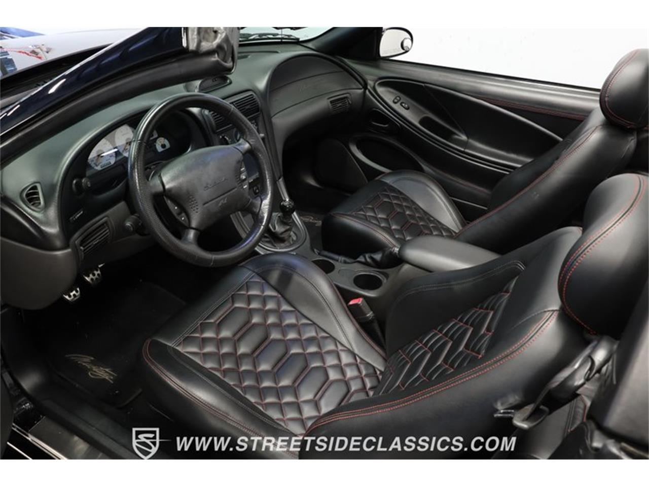 1995 ford mustang