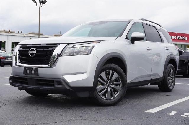 2023 nissan pathfinder sv