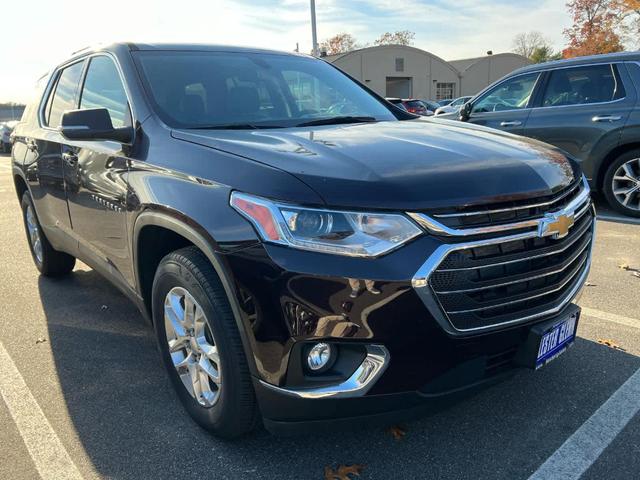 2021 chevrolet traverse lt leather
