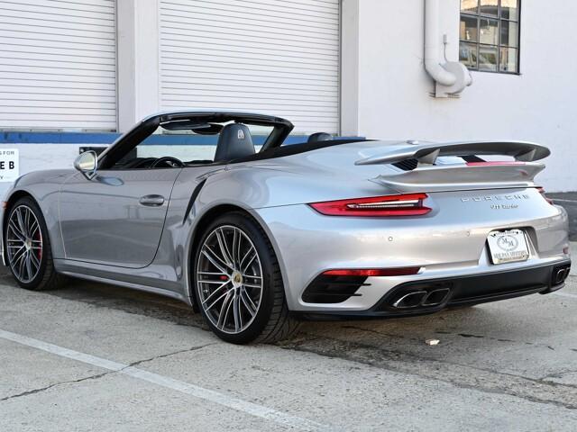 2017 porsche 911 turbo
