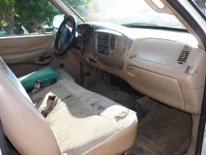 1998 ford f-150 xlt - white - 62,000 miles in reedley, ca