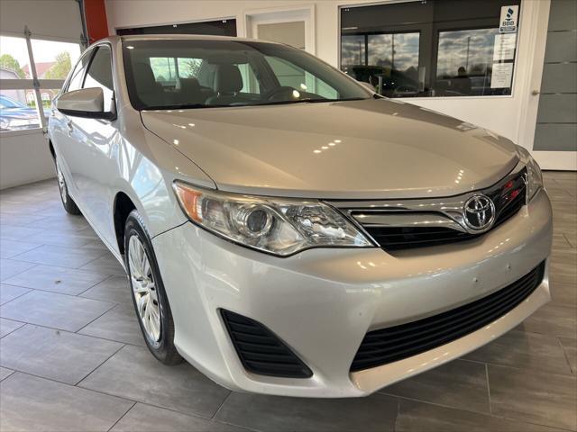 2012 toyota camry le