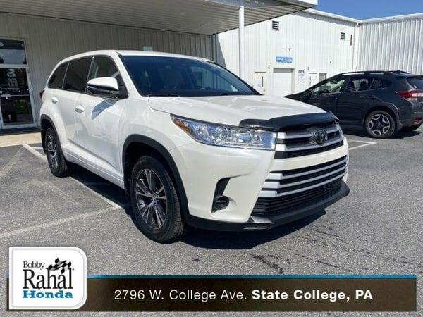 2018 toyota highlander in centennial, colorado