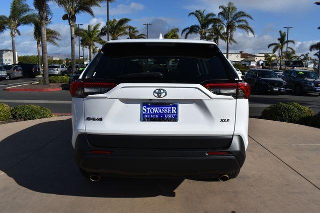 2022 toyota rav4 xle