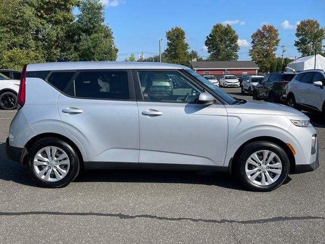 2020 kia soul lx