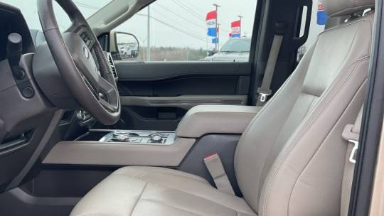 2020 ford expedition xlt