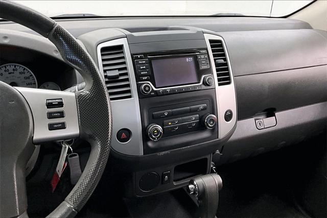 2016 nissan frontier desert runner