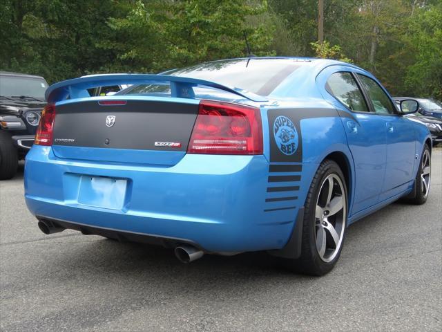 2008 dodge charger srt8