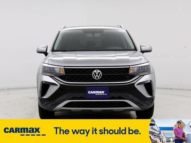 2022 volkswagen taos se