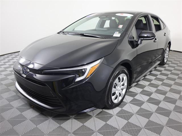2024 toyota corolla hybrid le