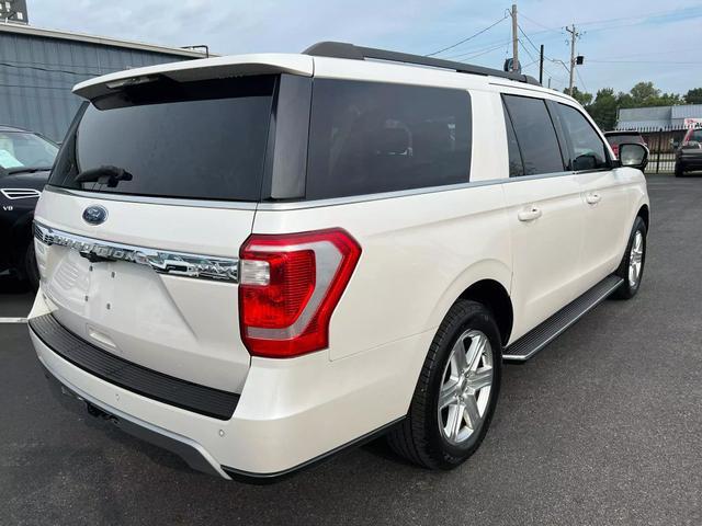 2018 ford expedition max xlt