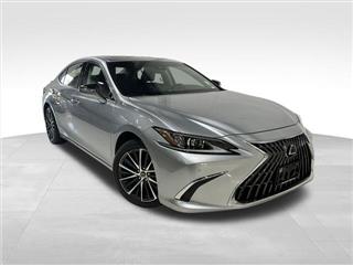 2022 Lexus ES base