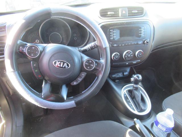 2016 kia soul base