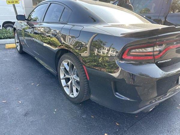 2021 dodge charger in milwaukee, wisconsin