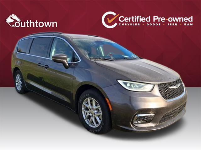 2022 chrysler pacifica touring l