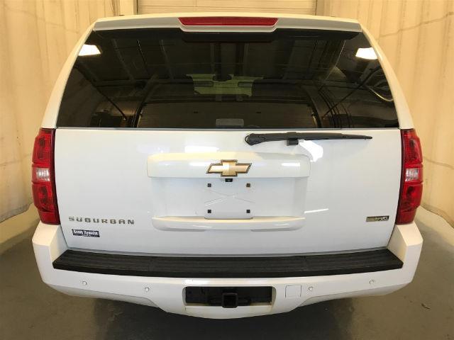 2008 chevrolet suburban ls 1500 4x4 ls 1500 4dr suv for sale in westbrook, maine