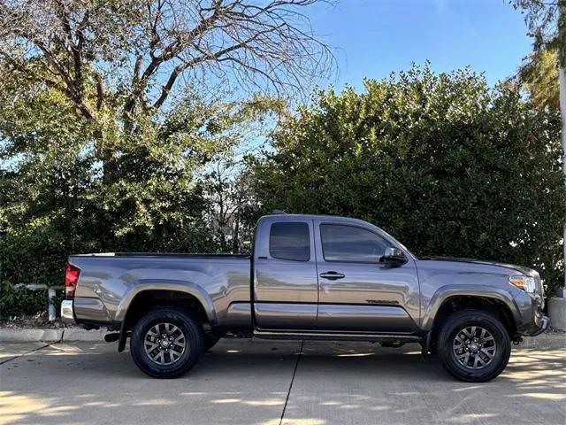 2023 toyota tacoma sr5